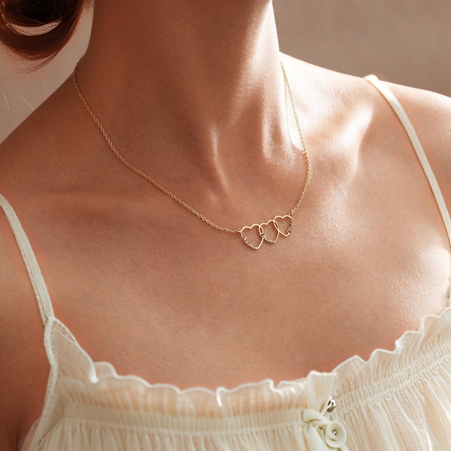 Collar Personalizado con Nombre en Forma de Corazón - Moroveta